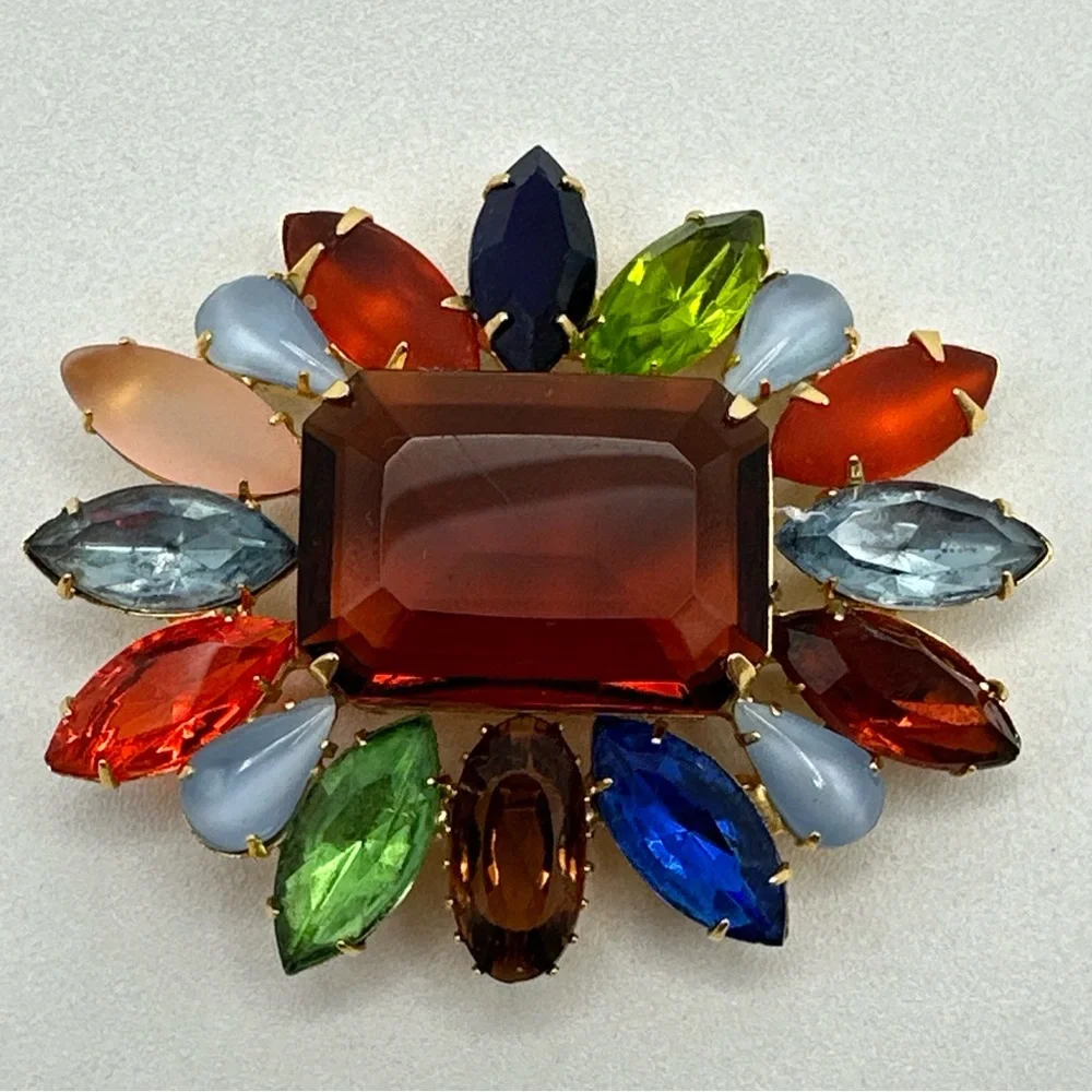 Vintage Rhinestone Multi Color Large‎ Amber Center Brooch/Pin #629